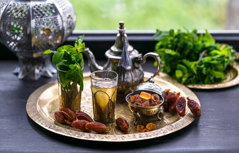 Maghrebi mint tea 