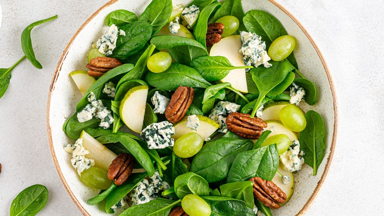 salad with nuts and grapes