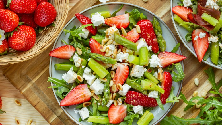 fresh strawberry salad