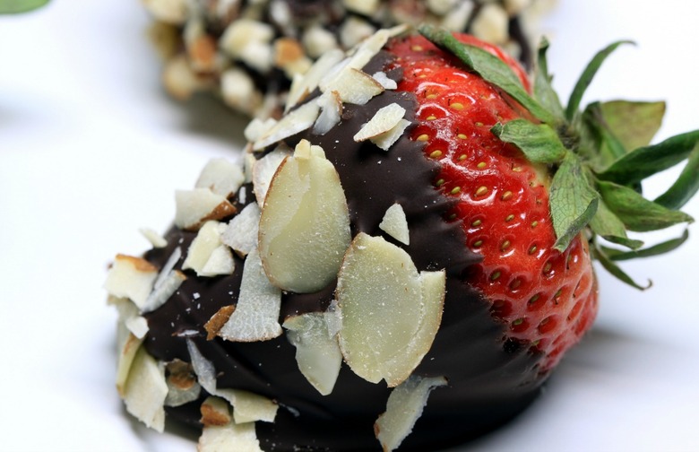 Chocolate-Dipped Strawberries