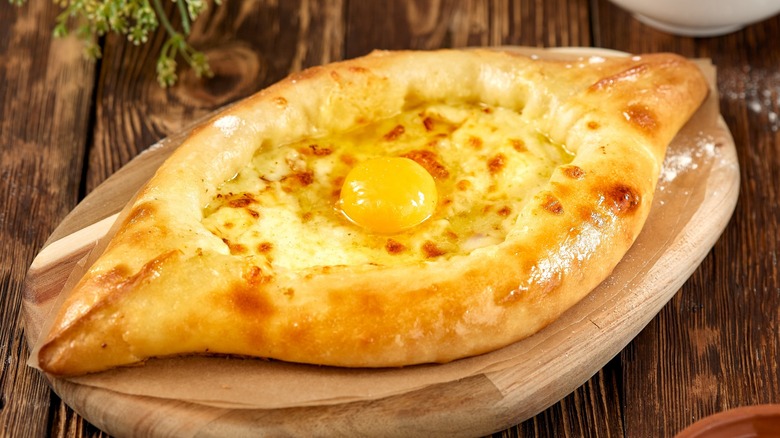 Ajarian Khachapuri