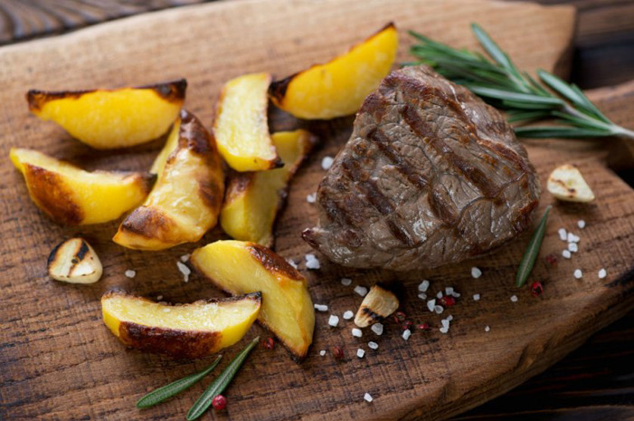 Grilled Steak With Blue Cheese Potatoes