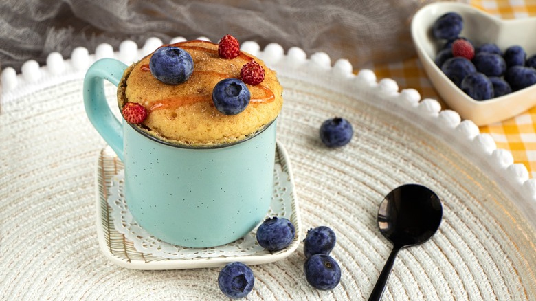 mug muffin with berries