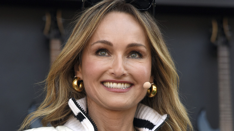 giada de laurentiis smiling