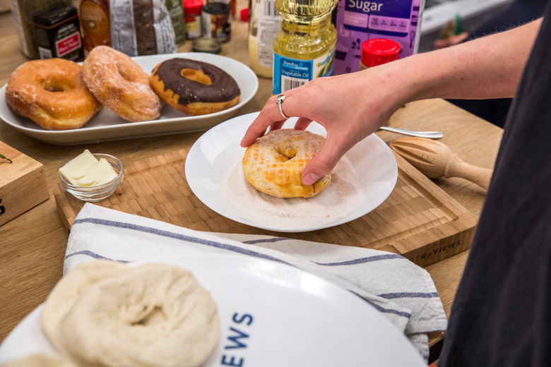 Doughnut Maker