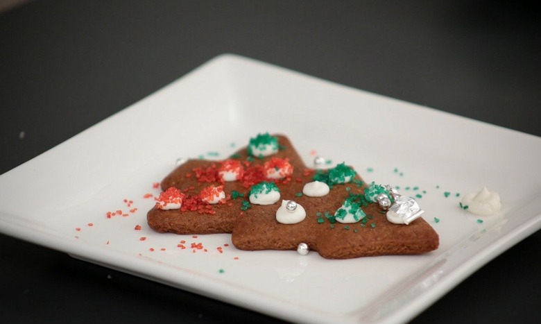 Gingerbread Cookies with Greek Yogurt Vanilla Frosting