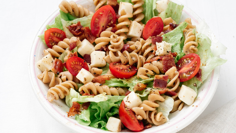 BLT pasta salad