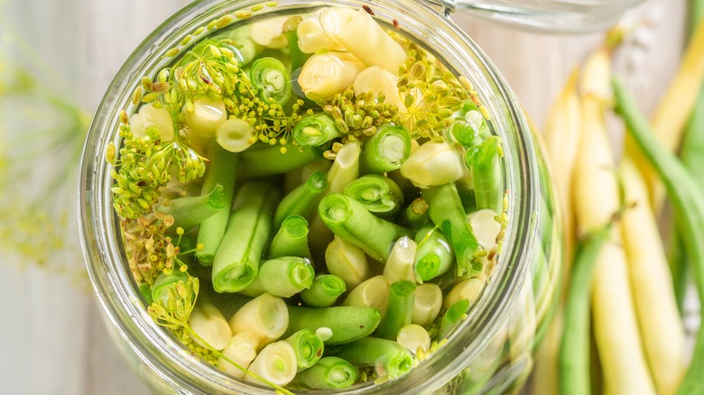 pickled green beans in jar