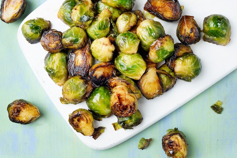 Air fryer: Brussels sprouts