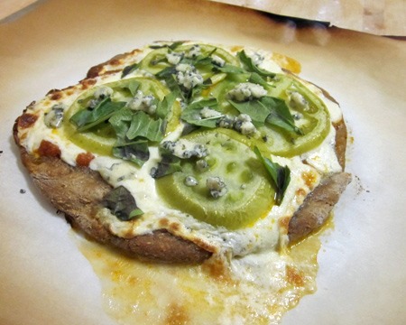 Green Tomato Pizza