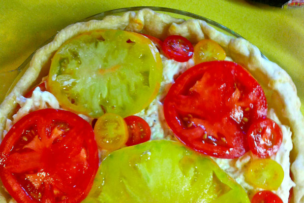 Green Tomato and Cheddar Pie