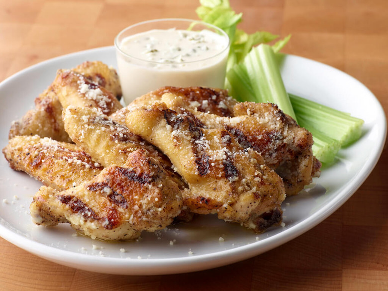 Grilled Parmesan Garlic Chicken Wings