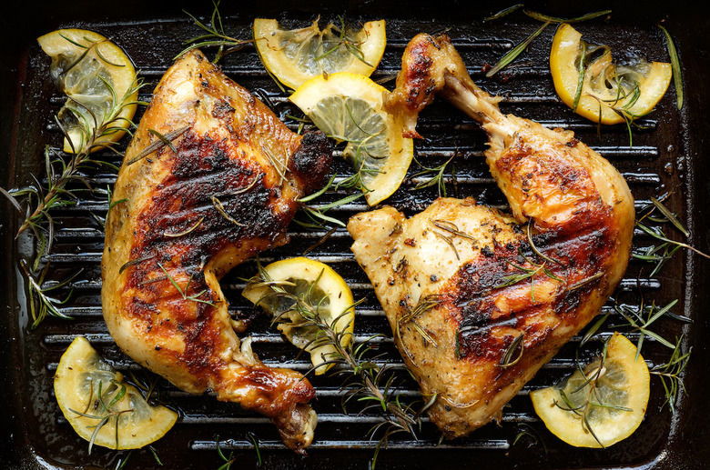 Mississippi: Grilled chicken quarters