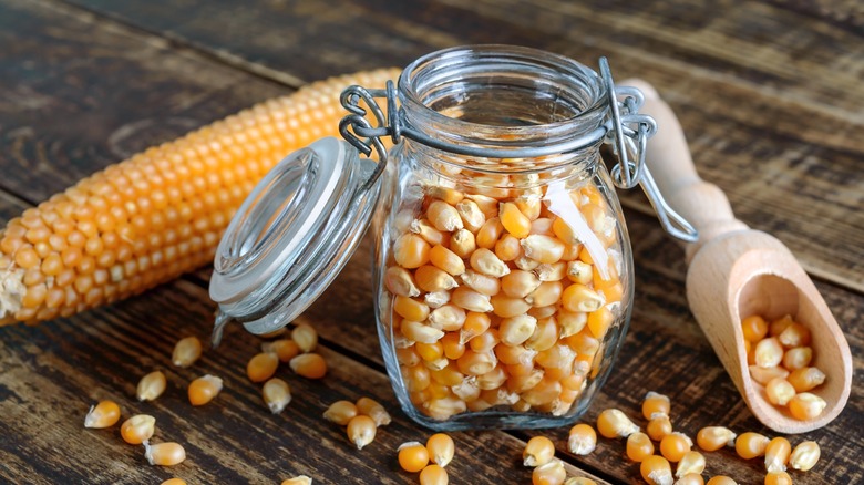 jar of popcorn kernels