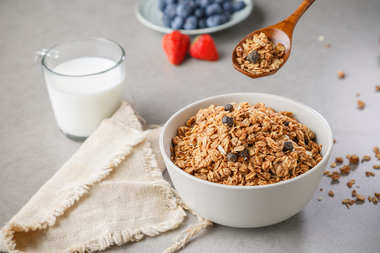 Granola and granola bars