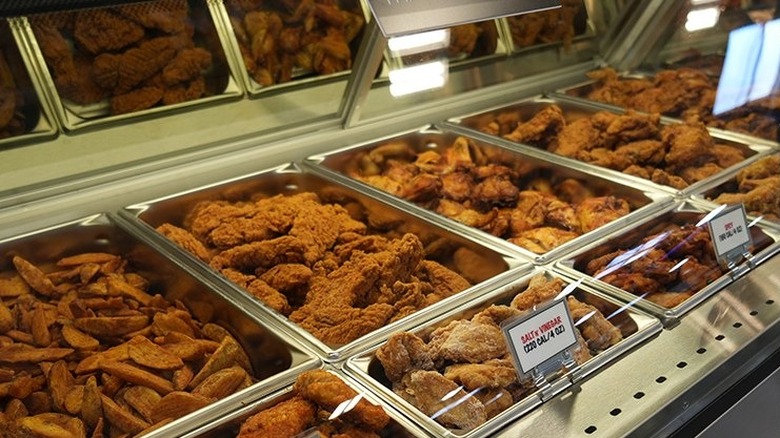 Winco deli case fried chicken