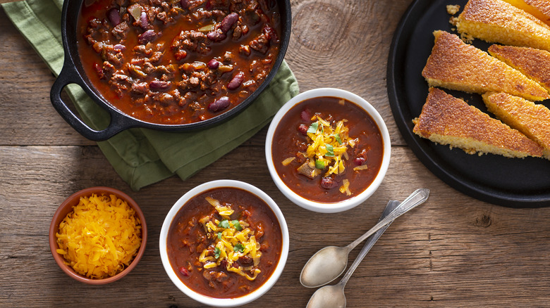 chili in bowls with bread