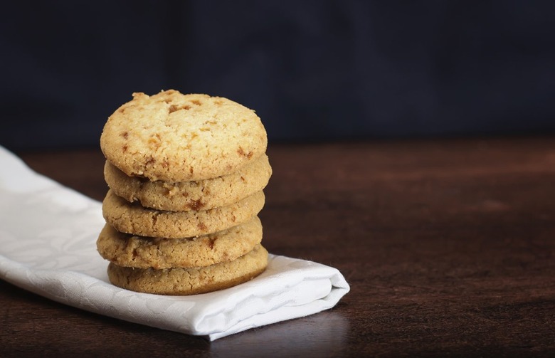 Apple Peanut Butter Cookies