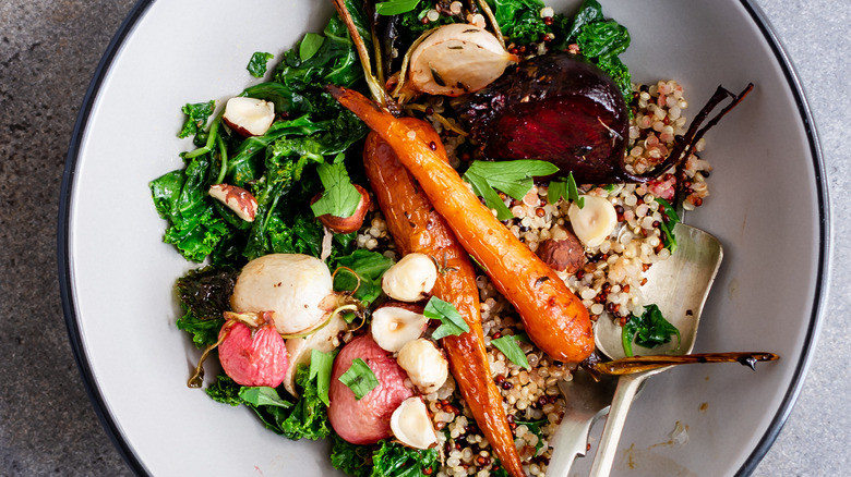 Roasted vegetables with hazelnuts