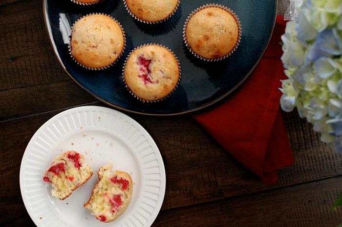 Raspberry Lemon Curd Muffins