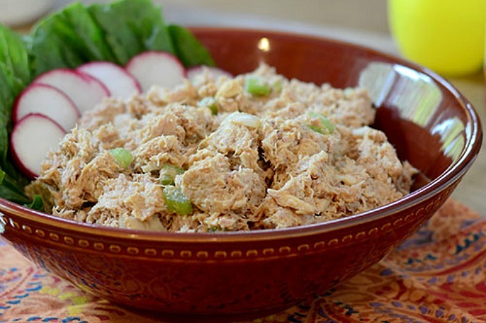 Yogurt Sriracha Tuna Salad