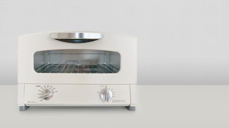 retro white toaster oven