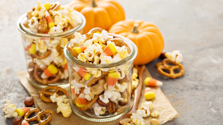 halloween trail mix mason jars