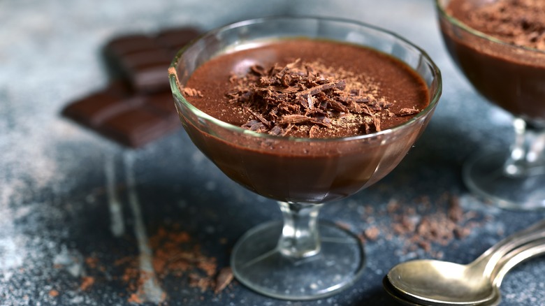 Chocolate mousse with chocolate shavings