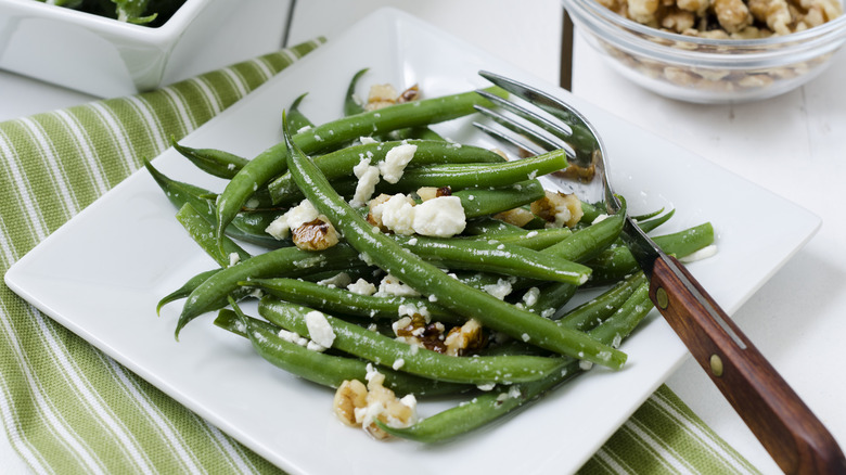 Green bean feta salad