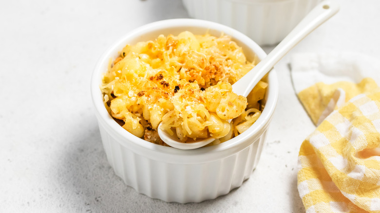 Ramekin of macaroni and cheese