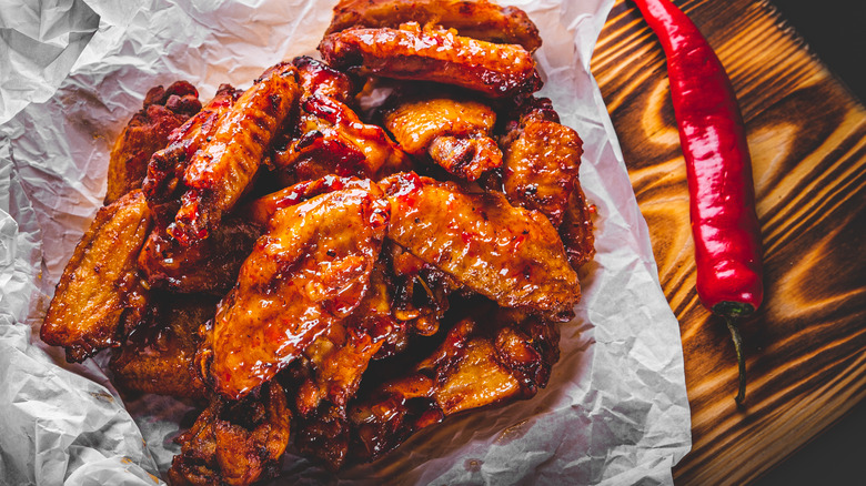 Sticky fried glazed chili chicken wings