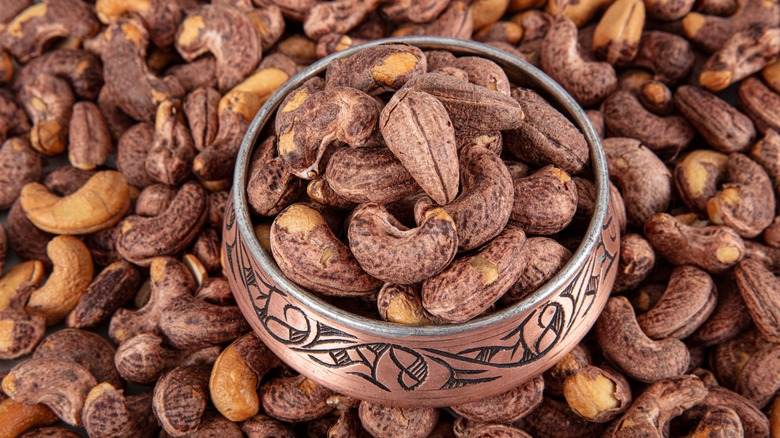 baked cashews in bowl