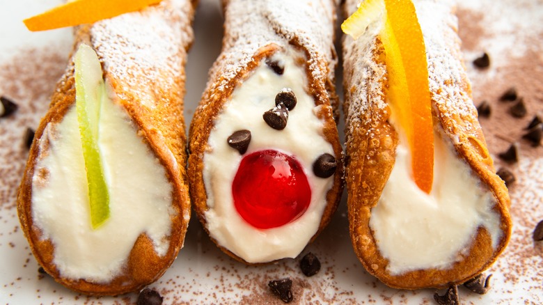 different types of cannoli