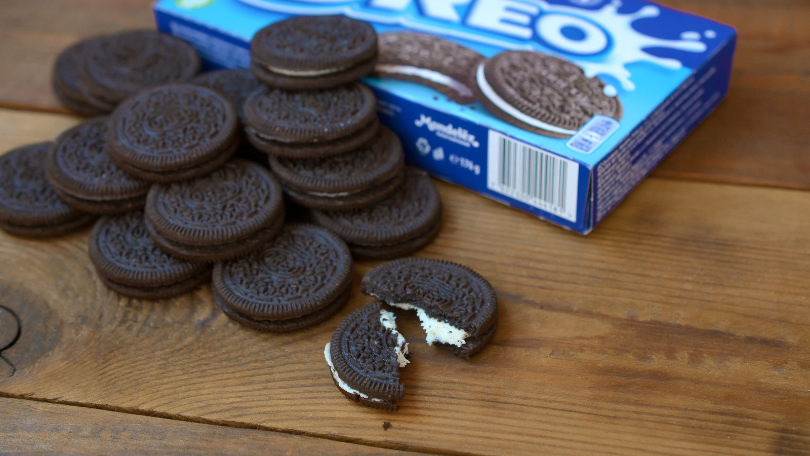 Here s What s Actually In Oreo Filling