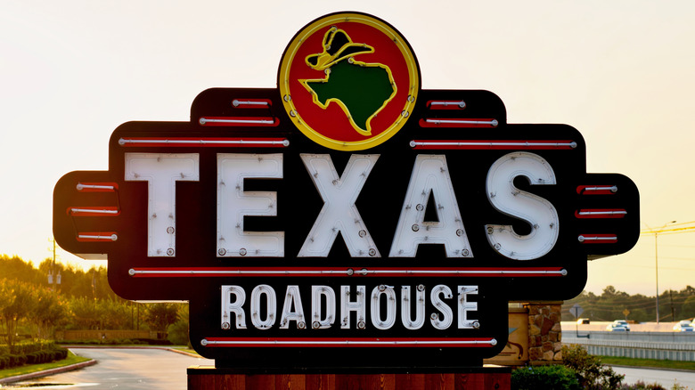 Texas Roadhouse logo