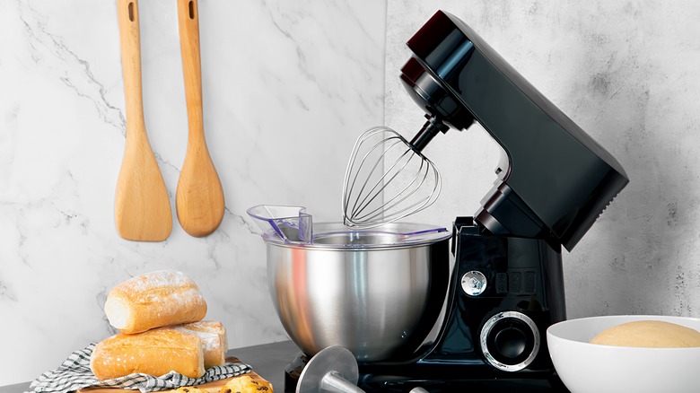 Stand mixer with whisk attachment