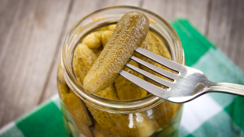 Fork taking pickle from jar