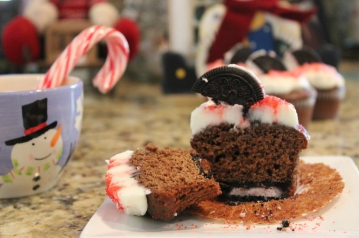 Peppermint Cream Cookie Cupcakes