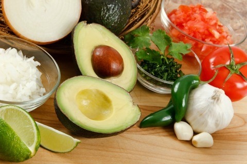 Homemade Guacamole in 4 Simple Steps