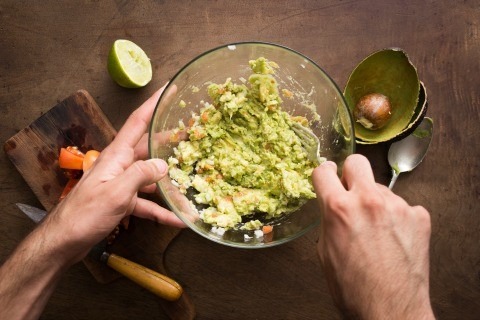 Homemade Guacamole in 4 Simple Steps