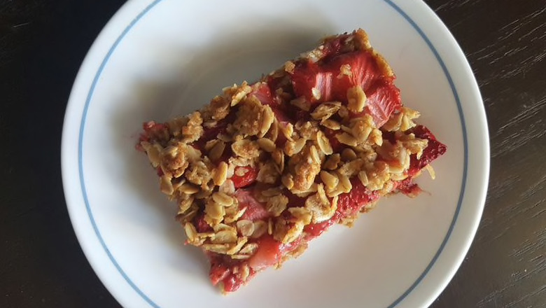 Strawberry Granola Bars