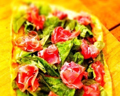 Prosciutto, Arugula,and Lemon Pizza