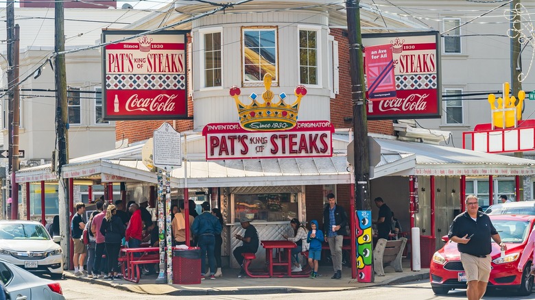 Pat's King of Steaks