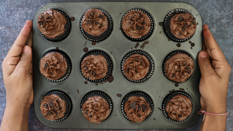 Cupcakes in muffin pan