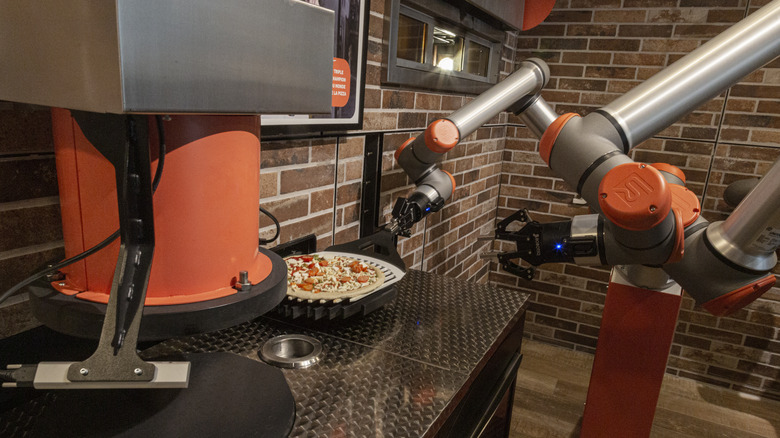 How Does An AI-Operated Restaurant Even Work?