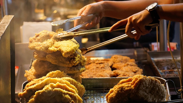 Fried chicken street food vendor