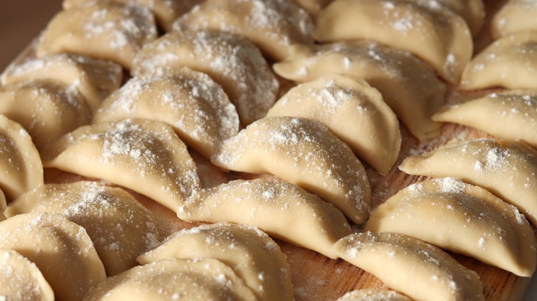 dumplings assembly