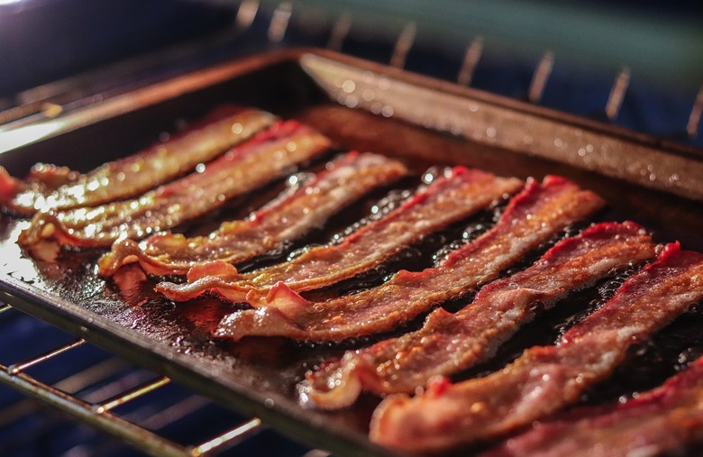 Nebraska: How to cook bacon in the oven