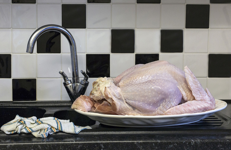 Fix: How to thaw your turkey in water