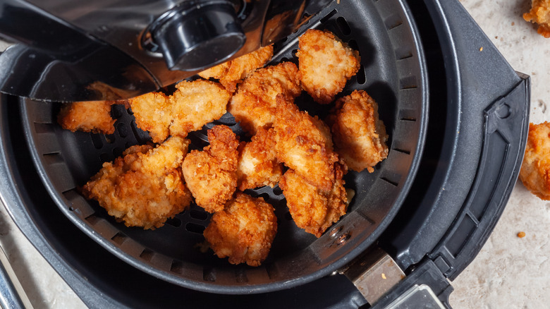 Fried chicken in air fryer